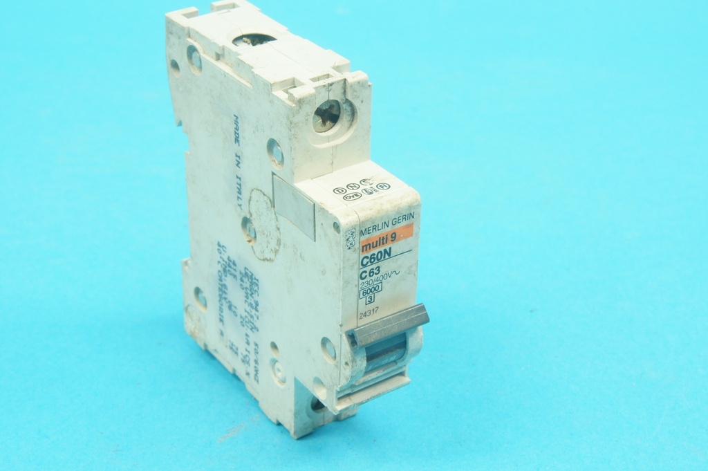 Merlin Gerin Multi 9 24317 circuit breaker C60N C63A 6 kA 1 pole