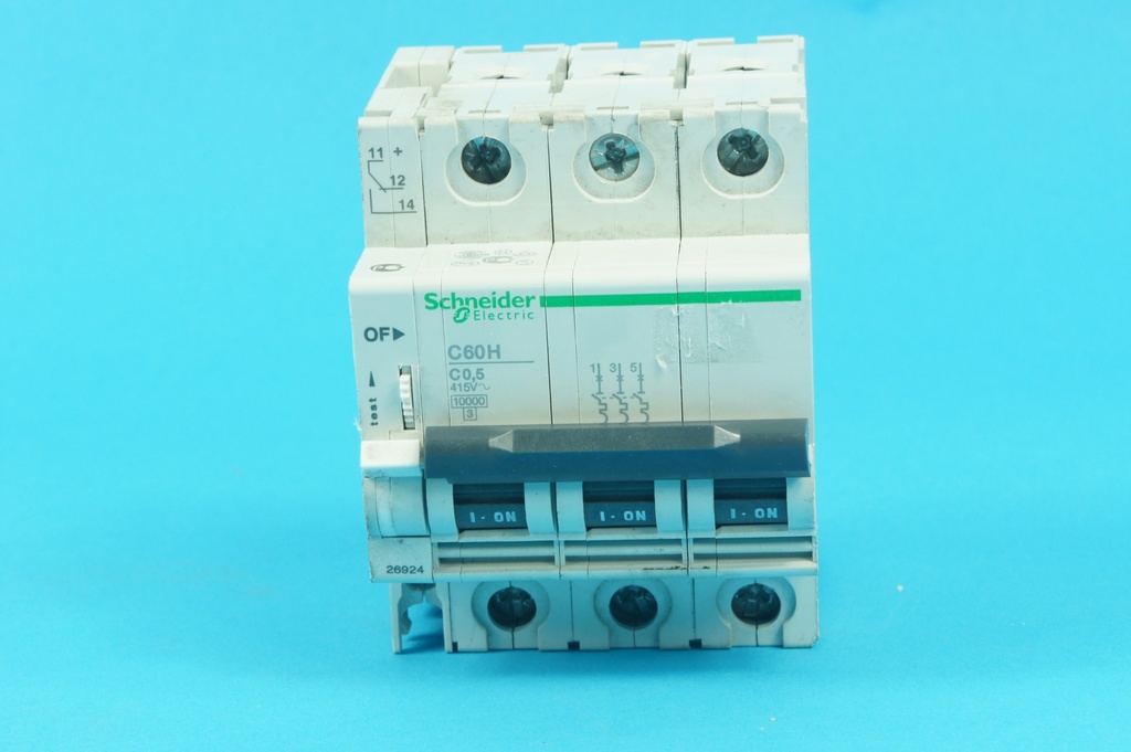 C60H C0,5A 3-pole circuit breaker 10KA 26924 OF Contact