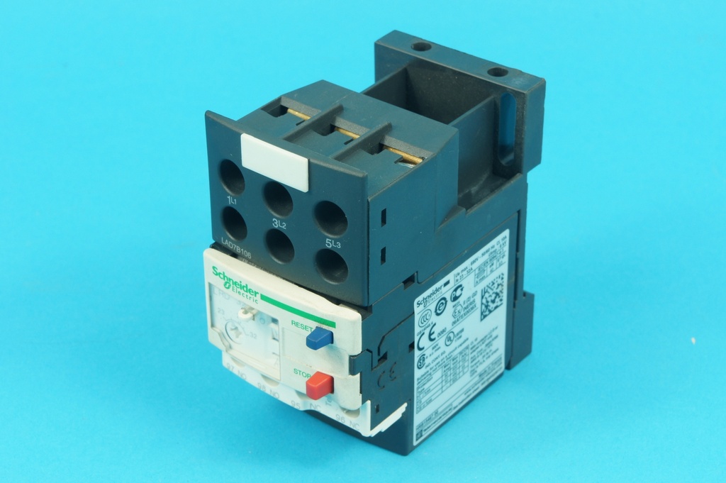 Thermal overload relay 23 - 32A + LAD7B106 block