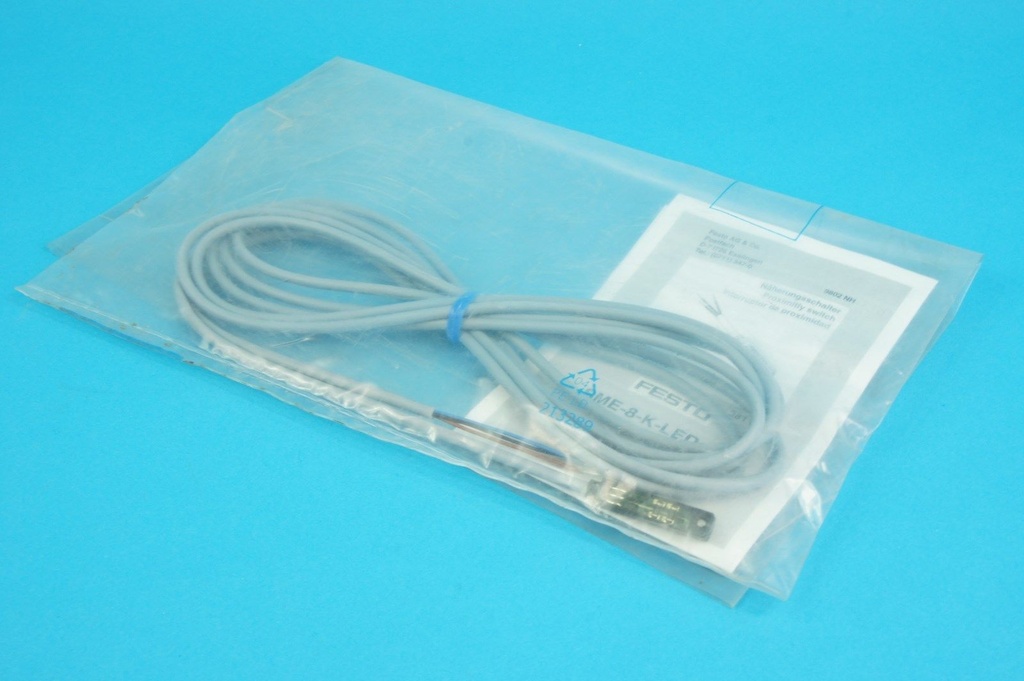 Festo 150855 Proximity sensor switch SME-8-K-LED-24