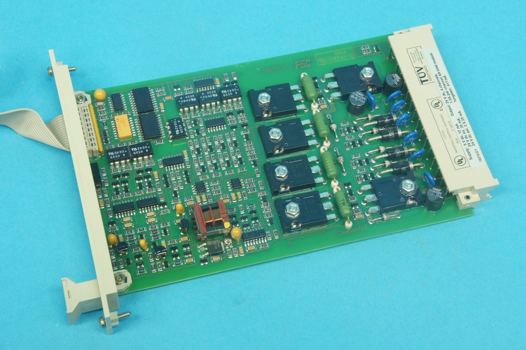 Honeywell FSC 10215/2/1 CC12305 188753-4 41-07 fail-safe digital output module 24VDC 2A 4 channels, supply: 5VDC 12mA, output: 24VDC 4 channels 1.5A per channel