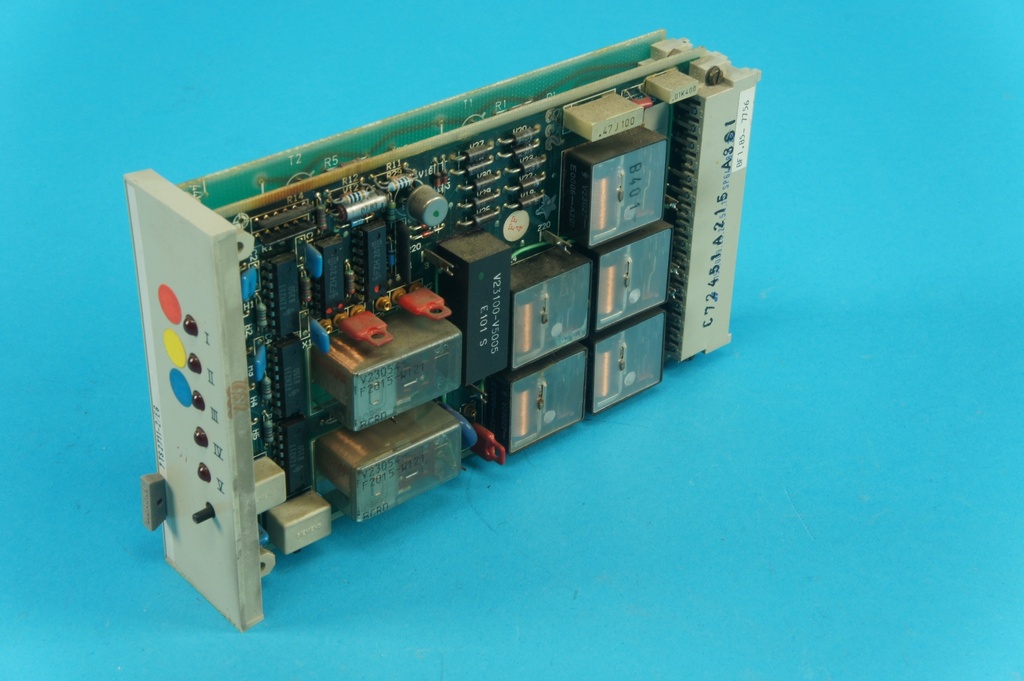 Siemens C72451A215A361 7TS2711-2/EG C73040-A23-C203 BF 1.85-7756 Tripping/Alarm/Annunciator Module 5 Alarm Relays, 5 LEDs