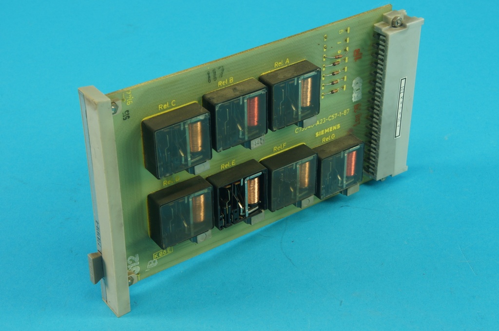 Siemens 7TR1610-0 C73040-A23-57 A 35-G-X131 Test Relay Module 7 Relays, 1 Changeover Contact EACH