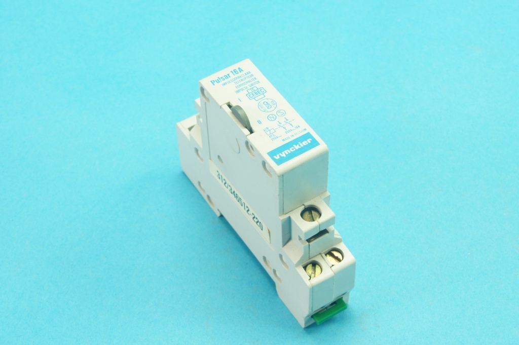 Vynckier Pulsar 16A 312/346512-220 modular impulse relay 2 poles with 2 NO 16A 250 VAC contacts and coil 220 VAC