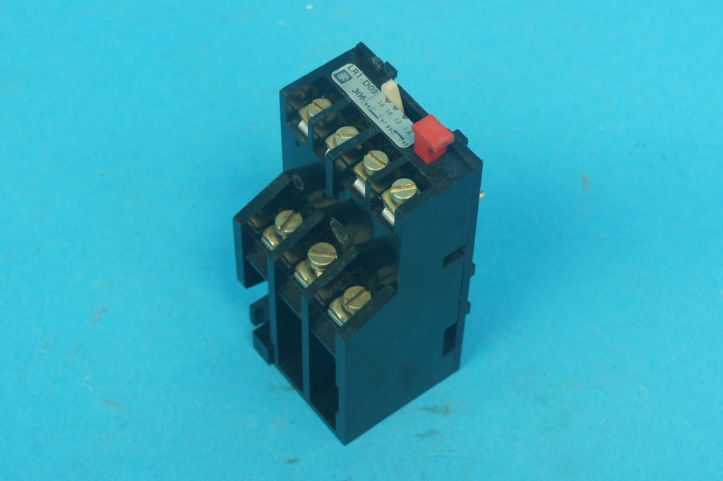 Telemecanique LR1-D09306 LR1D09306 thermal overload relay 1-1.6 A 3 poles with 1 NO and 1 NC contacts 600 VAC, to be used with contactor LC1-D/LP1-D or adapter LA7-D