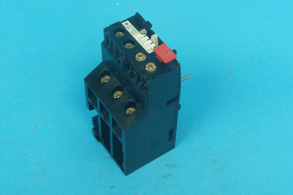 Telemecanique LR1-D09307A65 LR1D09307A65 thermal overload relay 1.6-2.5 A 3 poles with 1 NO and 1 NC contacts 660 VAC 10A, to be used with contactor LC1-D/LP1-D or adapter LA7-D