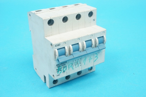 [4390-C] Schrack 4390 SD-93N Circuit Breaker 3P+N (4 poles) 52U 50A 6KA 220/380 VAC