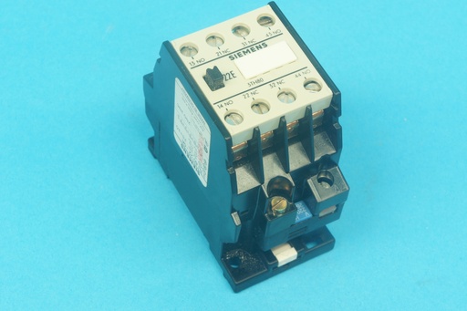 [3TH8022-0AM0-B] Siemens 3TH8022-0AM0 AC contactor 220/264 VAC 50/60 Hz coil with 2 NO and 2NC contacts, AC-11: 10/6/4/2 A @ 220/380/500/660 VAC (dusty, no box!)