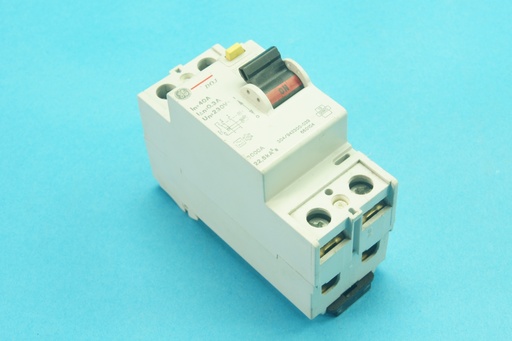 [660104-C] GE 660104 304/942300-039 DOJ residual current circuit breaker, 2 poles, 40A, 300mA 3kA 230 VAC