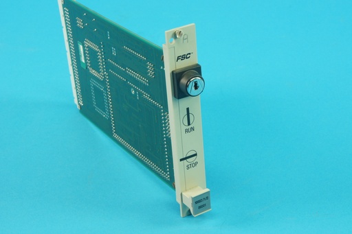 [10002/1/2-D] Honeywell FSC CPU 10002/1/2 Run Stop met Key Selector Module (As is)